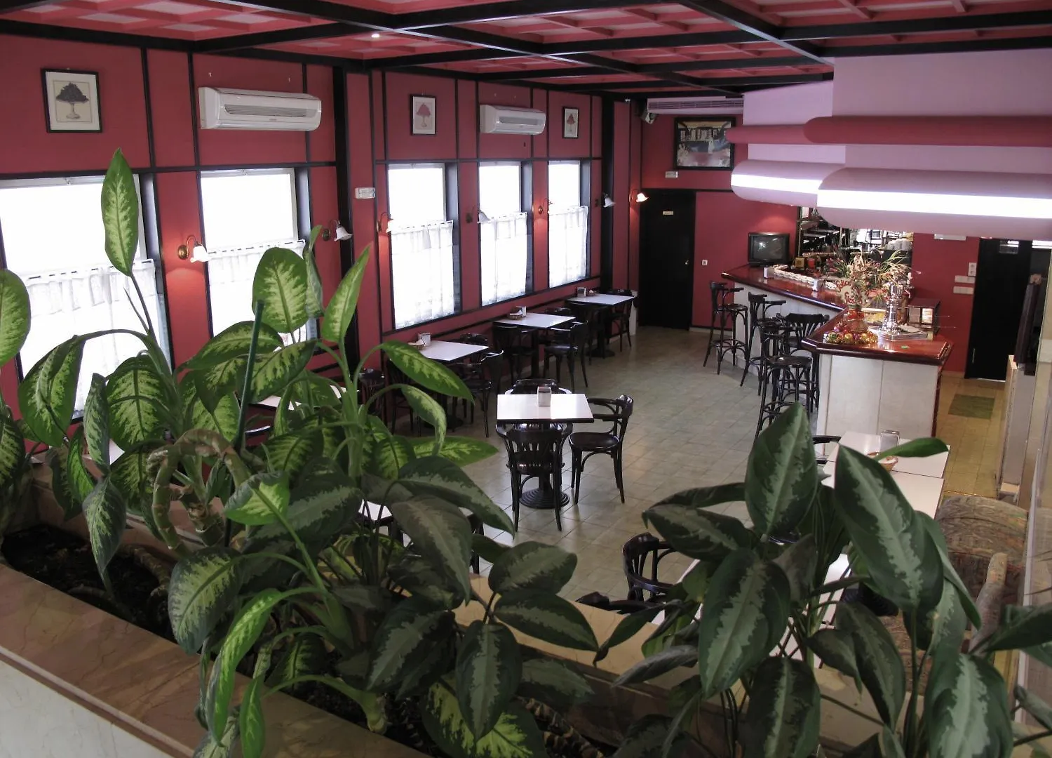 Ona Marbella Inn