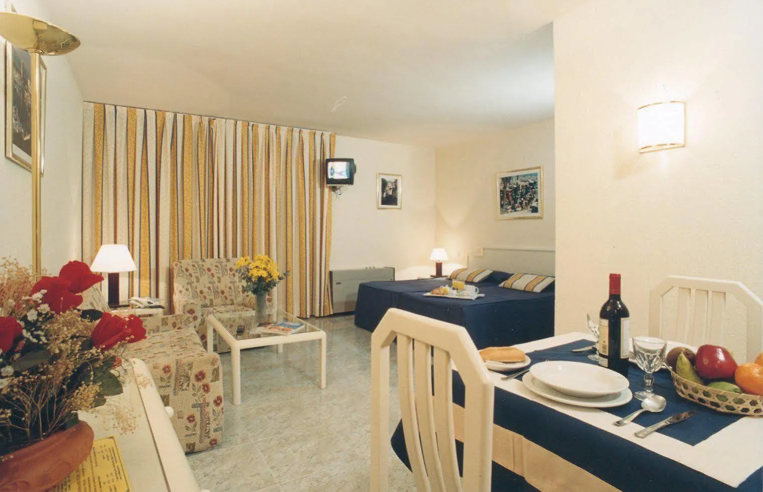 Ona Marbella Inn 3*,